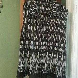 🎉HP🎉 Fashion Bug Sheer Sleeveless Blouse
